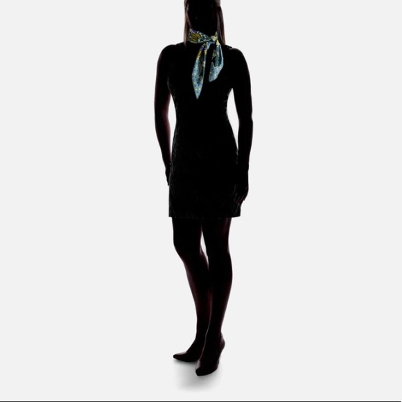 Vera Bradley Neckerchief in Falling Flowers (Blue, Dark Green Floral print) - Picture 4 of 10